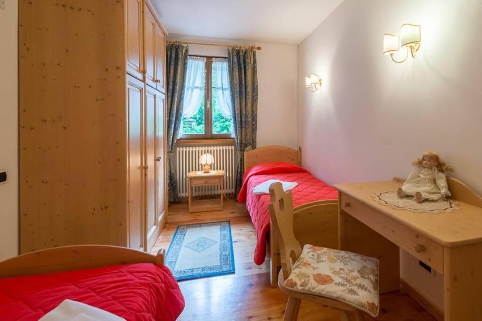 Cozy apartment near Cortina Apartment in San Vito di Cadore