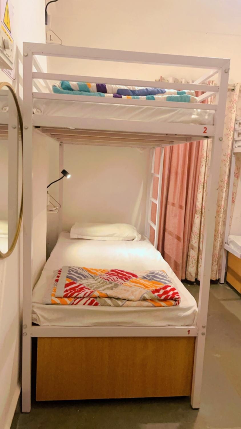 bunk bed