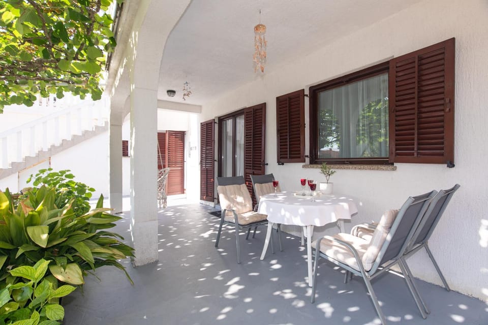 Apartmani Bašić 1 Apartment in Primorje-Gorski Kotar County