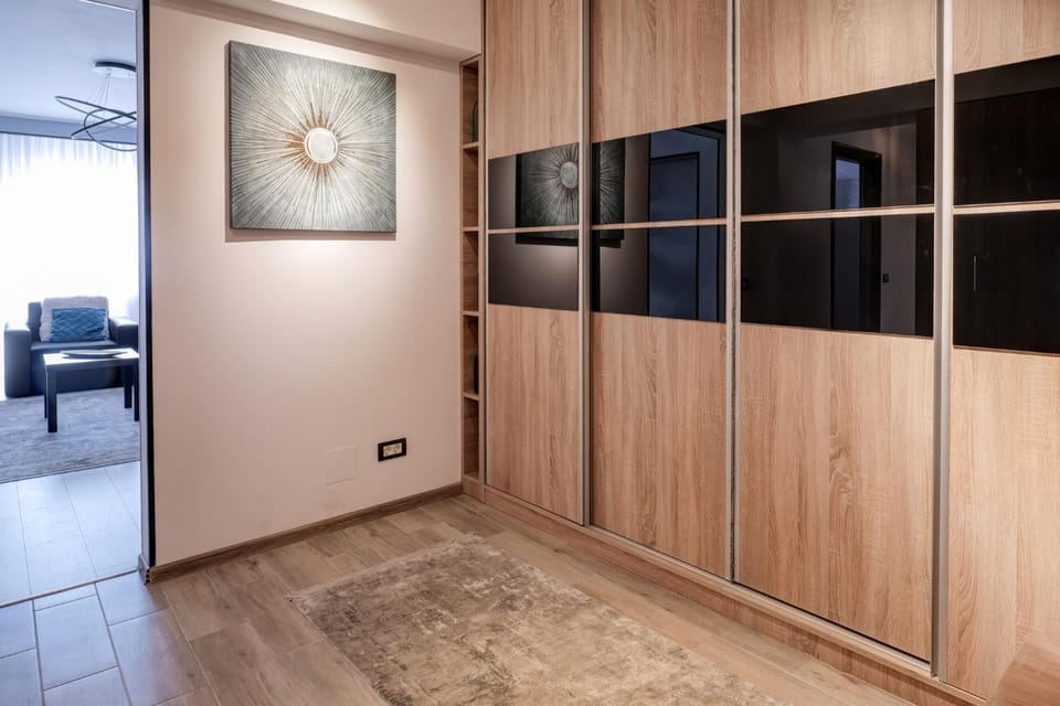 CHANTTAL Luxury - FOUNTAIN Apartment in Bucharest