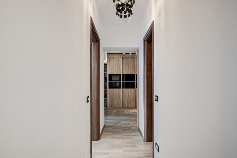 CHANTTAL Luxury - FOUNTAIN Apartment in Bucharest