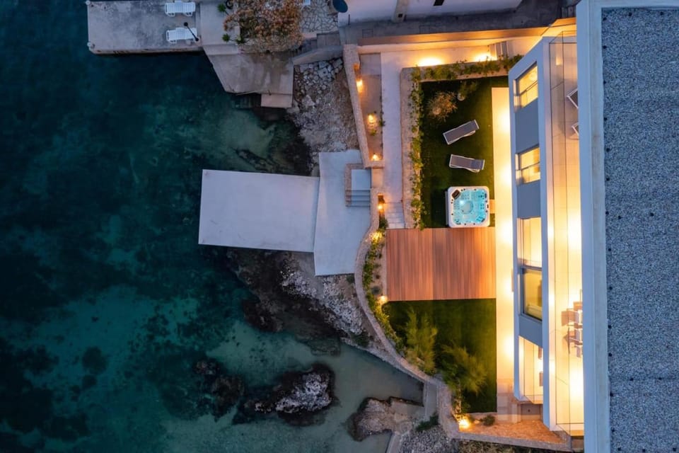 Property building, Night, Bird's eye view