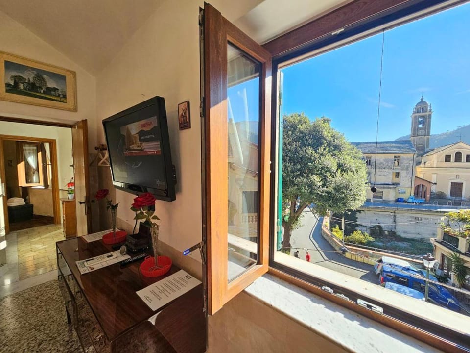 TV and multimedia, City view