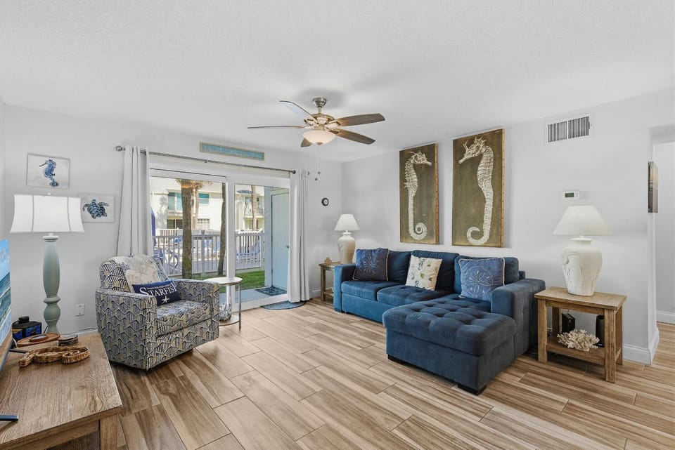 Colony Beach Club 147 House in Edgewater