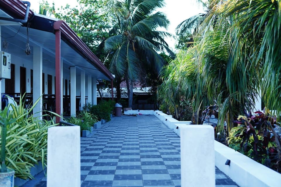 Coconut Leaf Shadow Guest Vacation rental in Sri Lanka