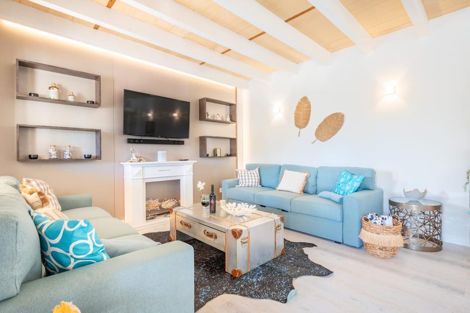 Property building, Living room
