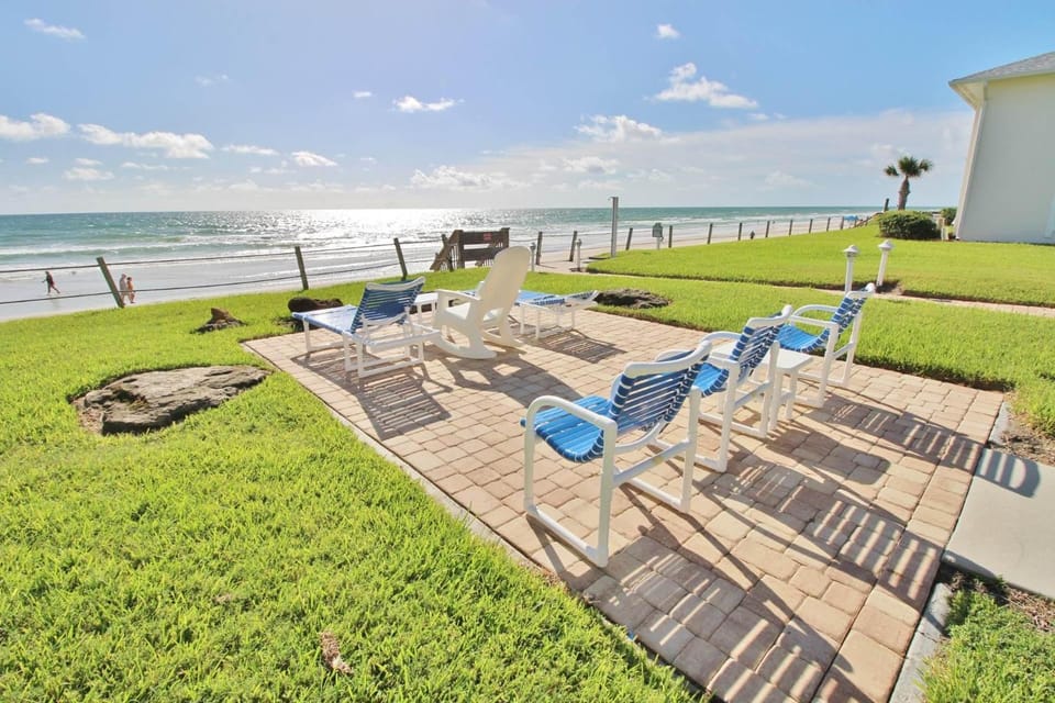 Colony Beach Club 223 House in Edgewater