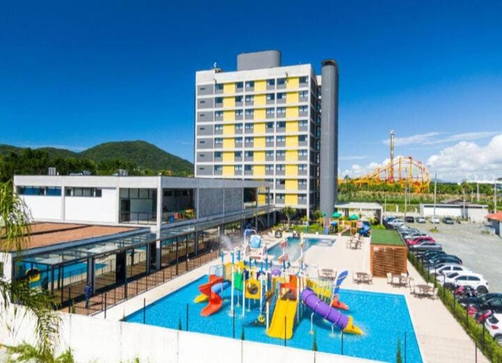 HOTEL SOLAR PEDRA DA ILHA - Ao lado do Beto Carrero World Apartment in Penha