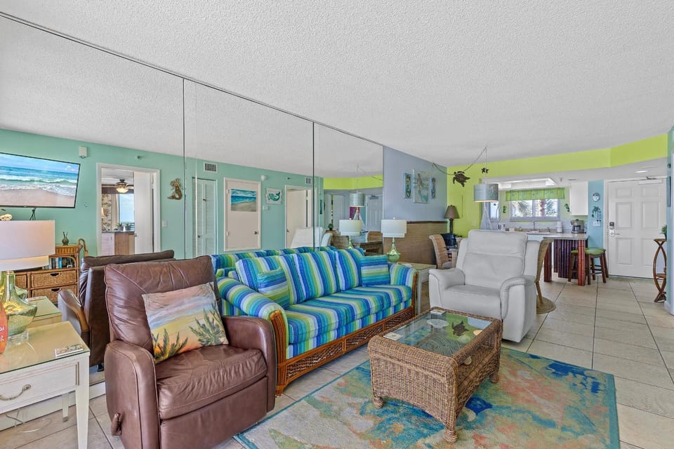 Oceania Plaza 202 House in New Smyrna Beach