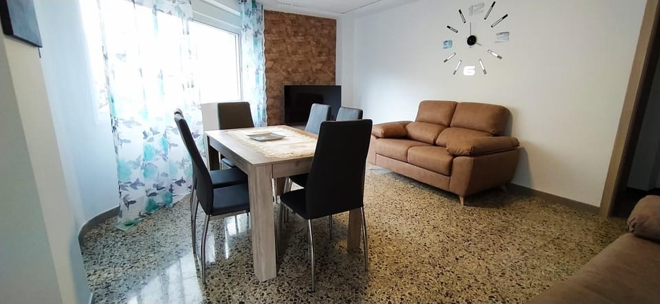 Living room, Seating area, Dining area