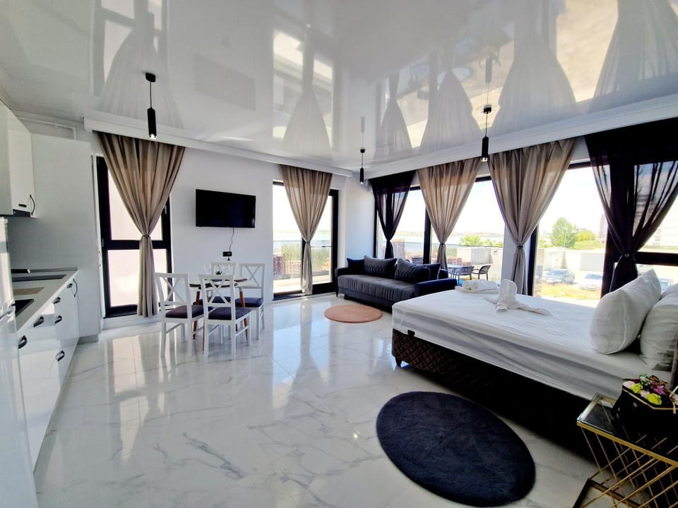 Studio Armsea Mamaia Nord Apartment in Constanta