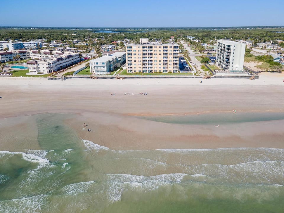 Ponce de Leon Towers 707 House in New Smyrna Beach