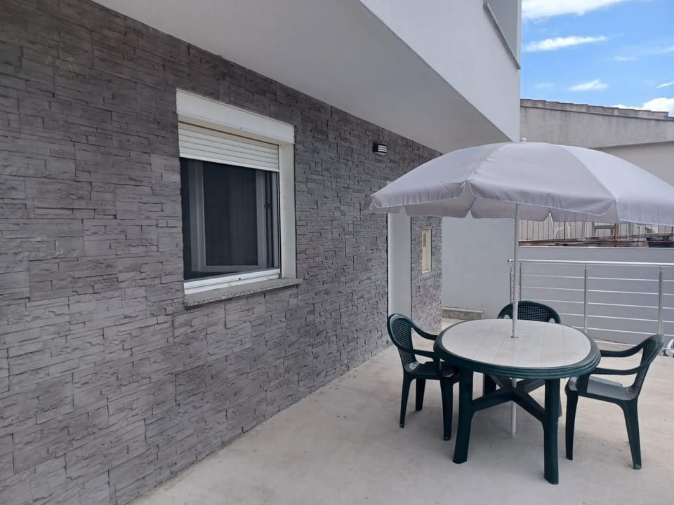 Patio, Balcony/Terrace, Dining area