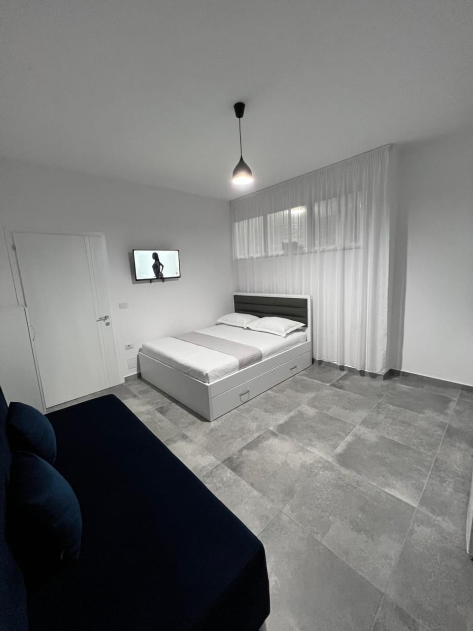 Bed, Photo of the whole room