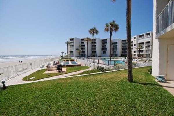 Pelican C606 House in New Smyrna Beach