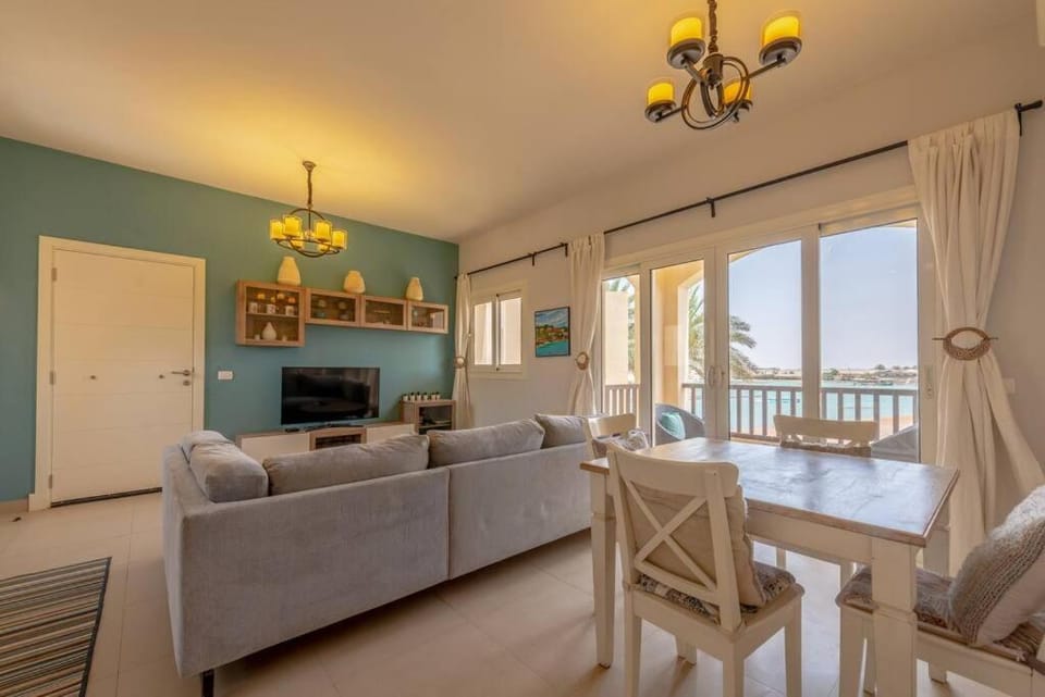Peaceful 2-Bedroom in Waterside, El Gouna. Pool & Lagoon Apartment in Hurghada