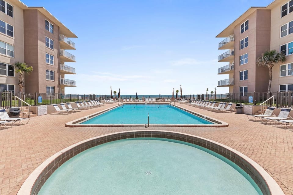 Sea Coast Condominium 418 House in Edgewater
