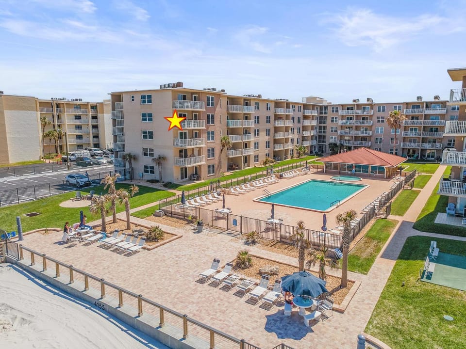 Sea Coast Condominium 418 House in Edgewater