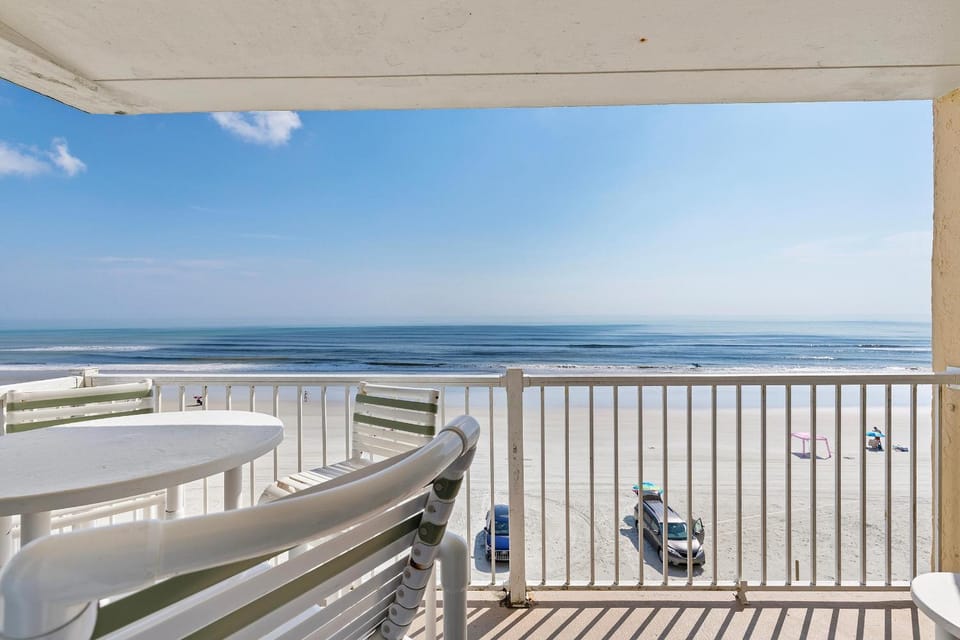 Ponce de Leon Towers 401 House in New Smyrna Beach