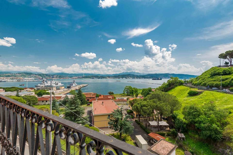 Fieschi 316 Marola, Terre Marine Apartment in La Spezia