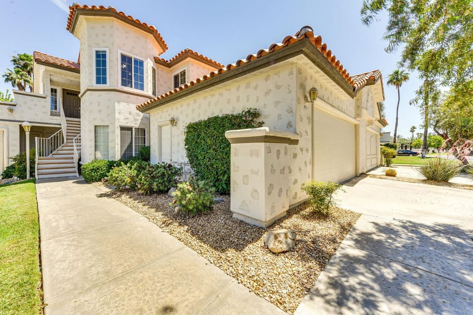 Pool Access: Newly Renovated Palm Desert Condo House in Palm Desert
