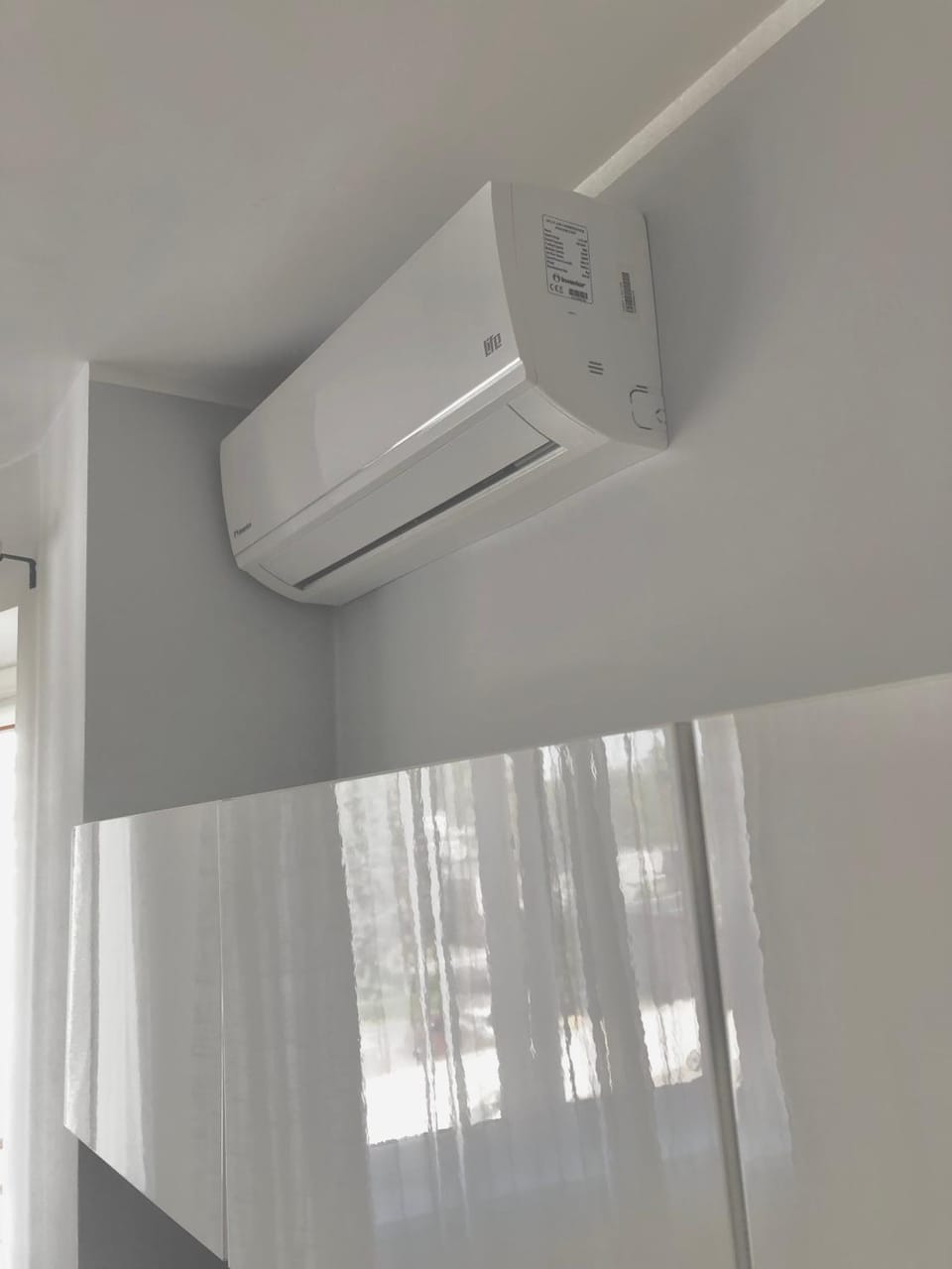 internet, air conditioner