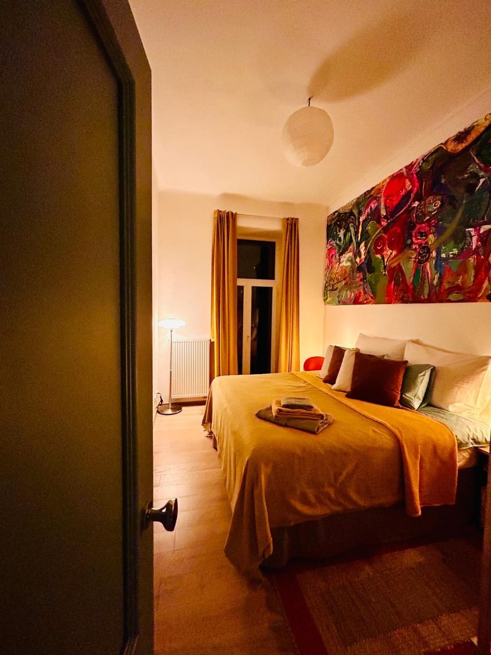 Bed, Photo of the whole room, Bedroom