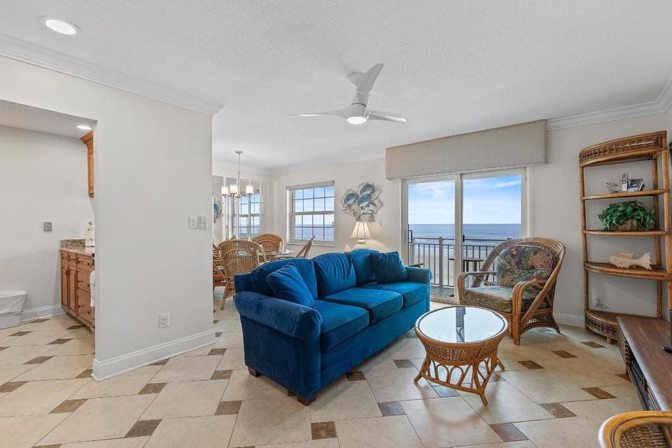 Colony Beach Club 225 House in Edgewater