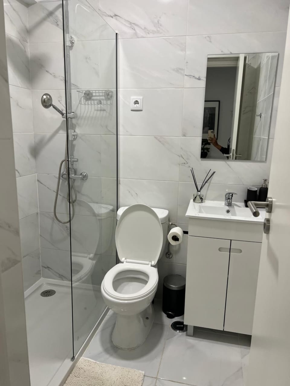 Shower, Toilet, Bathroom