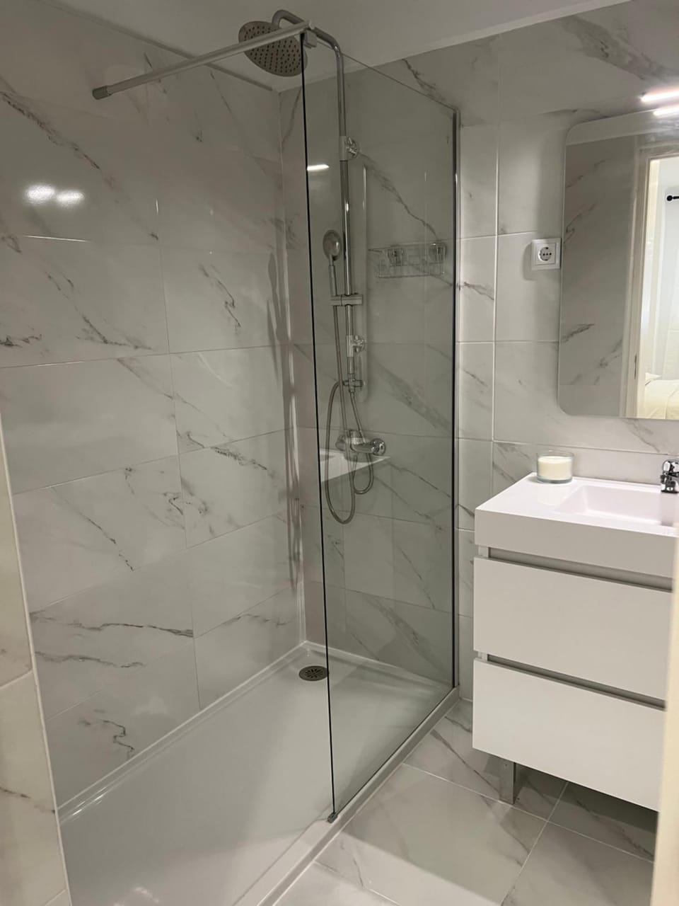 Shower, Bathroom
