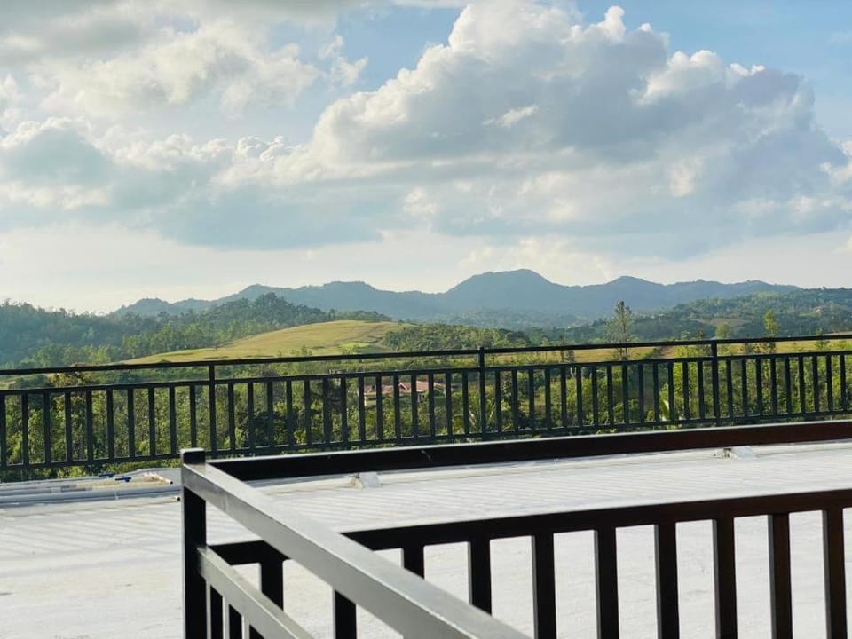 KODAGU MOUNTAIN VIEW Rooms Bed and Breakfast in Madikeri