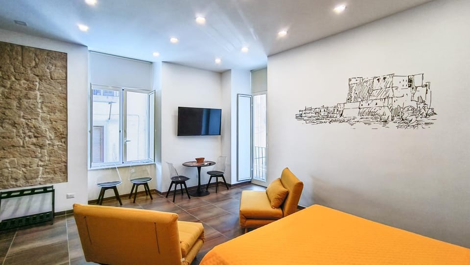 Casa Calù Castel dell'Ovo Bed and Breakfast in Naples