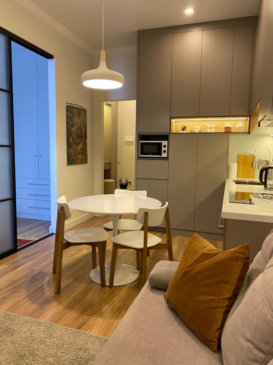 Kitchen or kitchenette