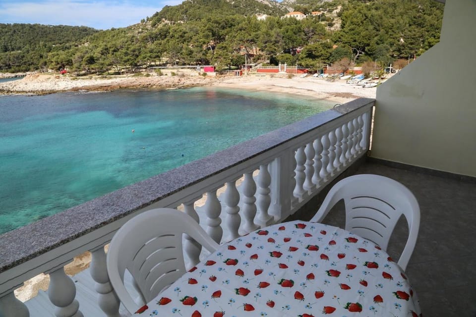 Balcony/Terrace, Seating area, Beach, Sea view