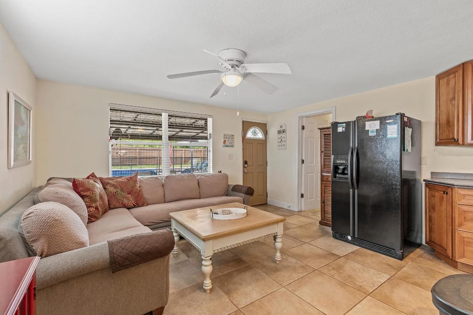 Poolside Oasis House in New Smyrna Beach