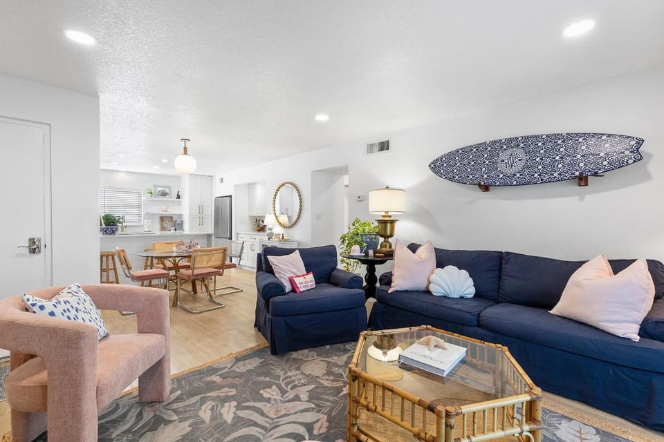 Colony Beach Club 122 House in Edgewater