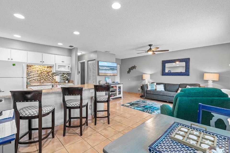 Colony Beach Club 210 House in Edgewater