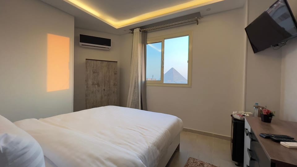 Bed, Photo of the whole room, Bedroom, Landmark view, hair dresser, air conditioner