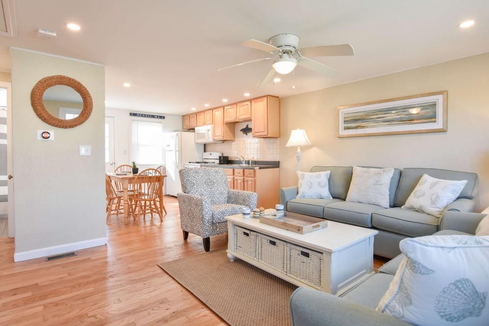 Mins to Beach & Town Great Outdoor Space House in Dennis Port