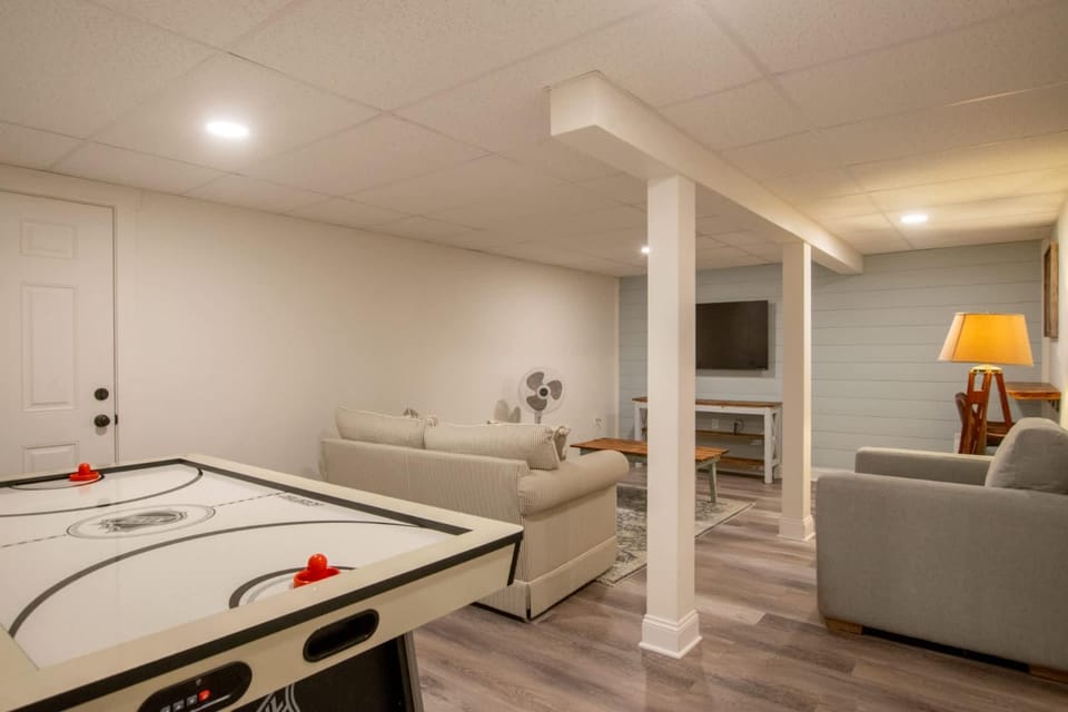 In-Ground Plunge Pool Dog Friendly! House in Brewster