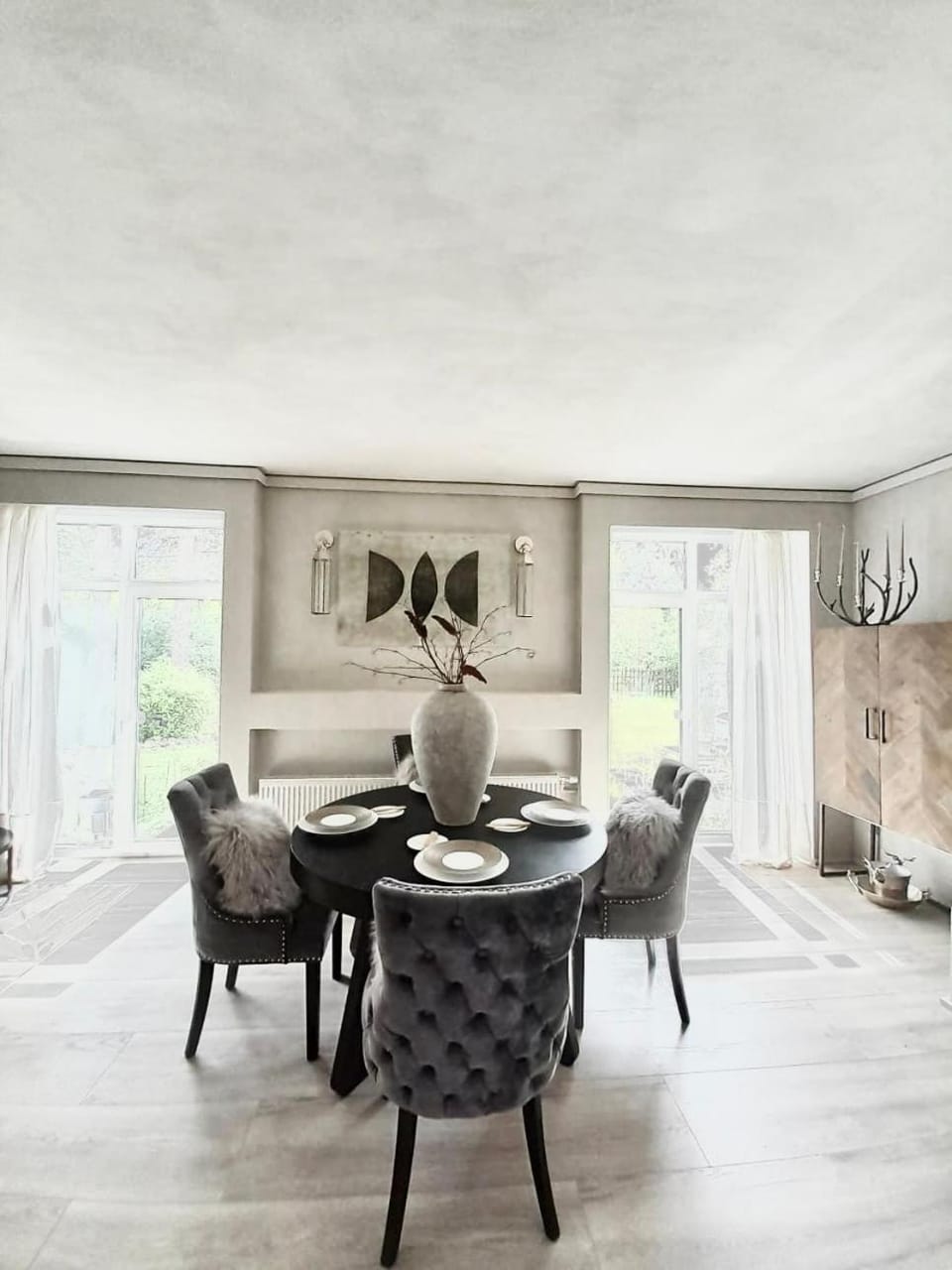 Living room, Seating area, Dining area