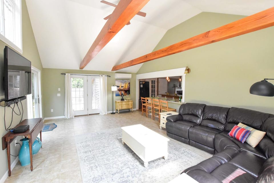 Beautiful Property w Separate Apartment House in Brewster