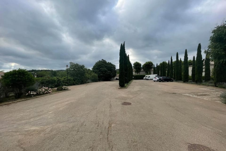 Natural landscape, Parking