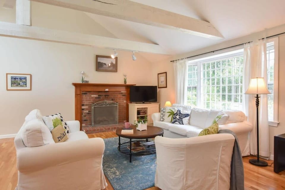 Pond Front Home with Private Dock House in Brewster