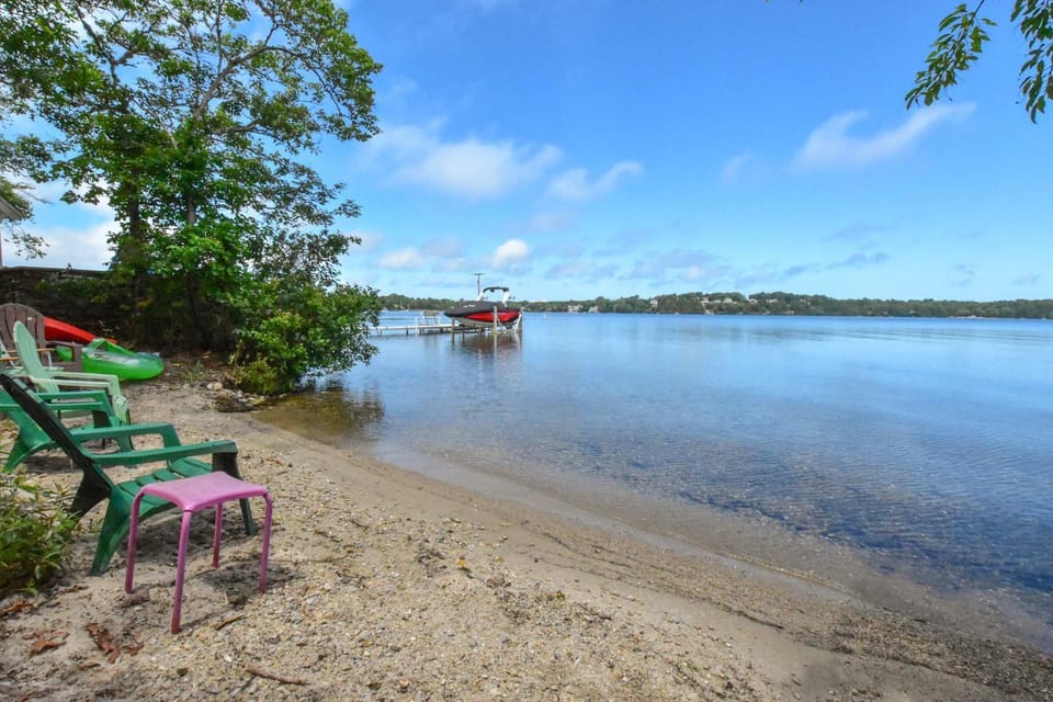 Deeded Pond Access Ping Pong House in Brewster