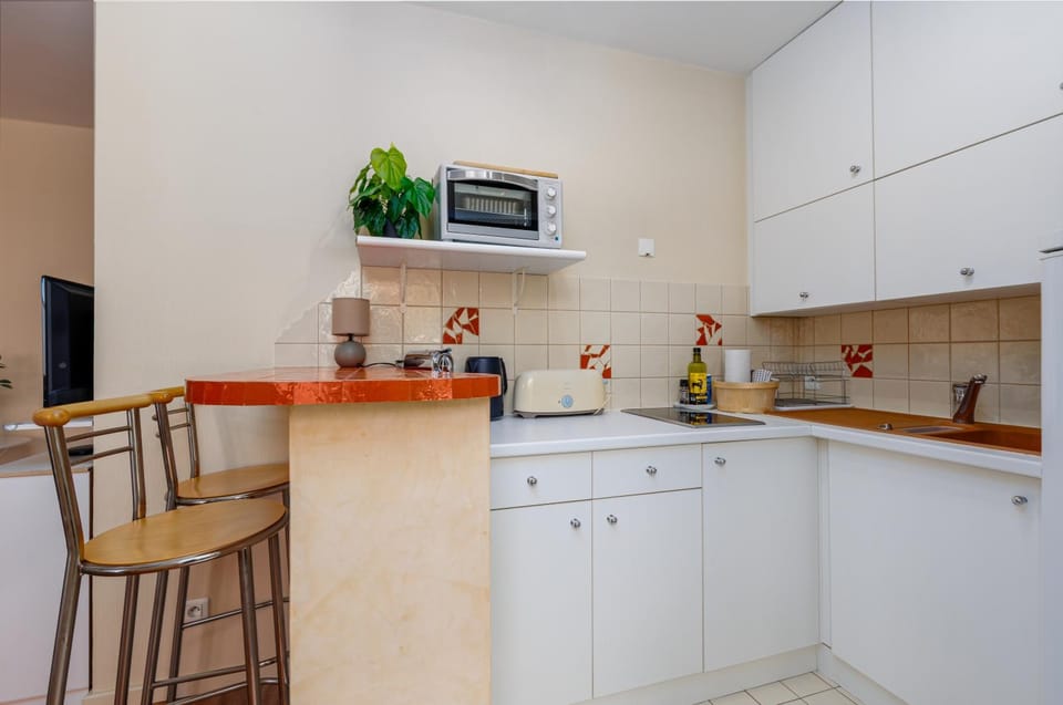 Le Garavan, Superbe studio vue mer et vieux Menton Apartment in Menton