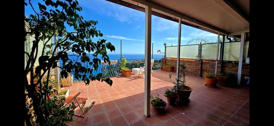 Patio, View (from property/room), Balcony/Terrace