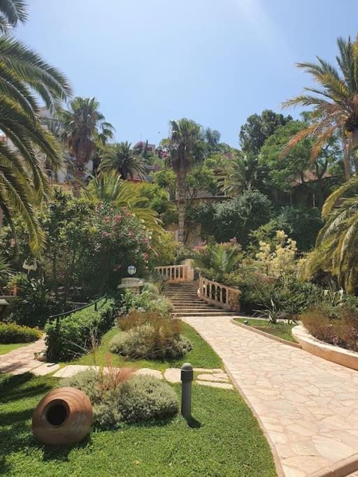 Garden, Garden view