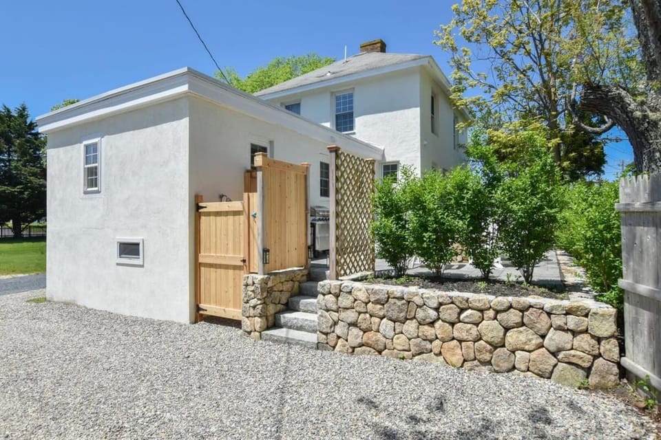 Centrally Located Home w Patio Fire Pit House in Chatham