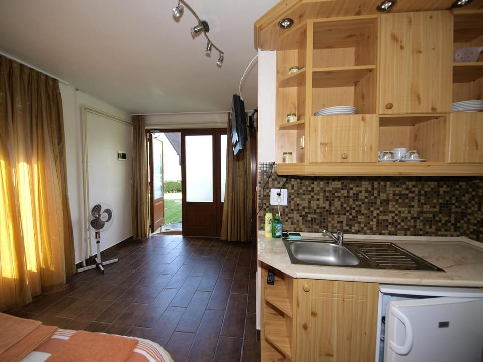 Sárréti Apartmanház Apartment in Hungary